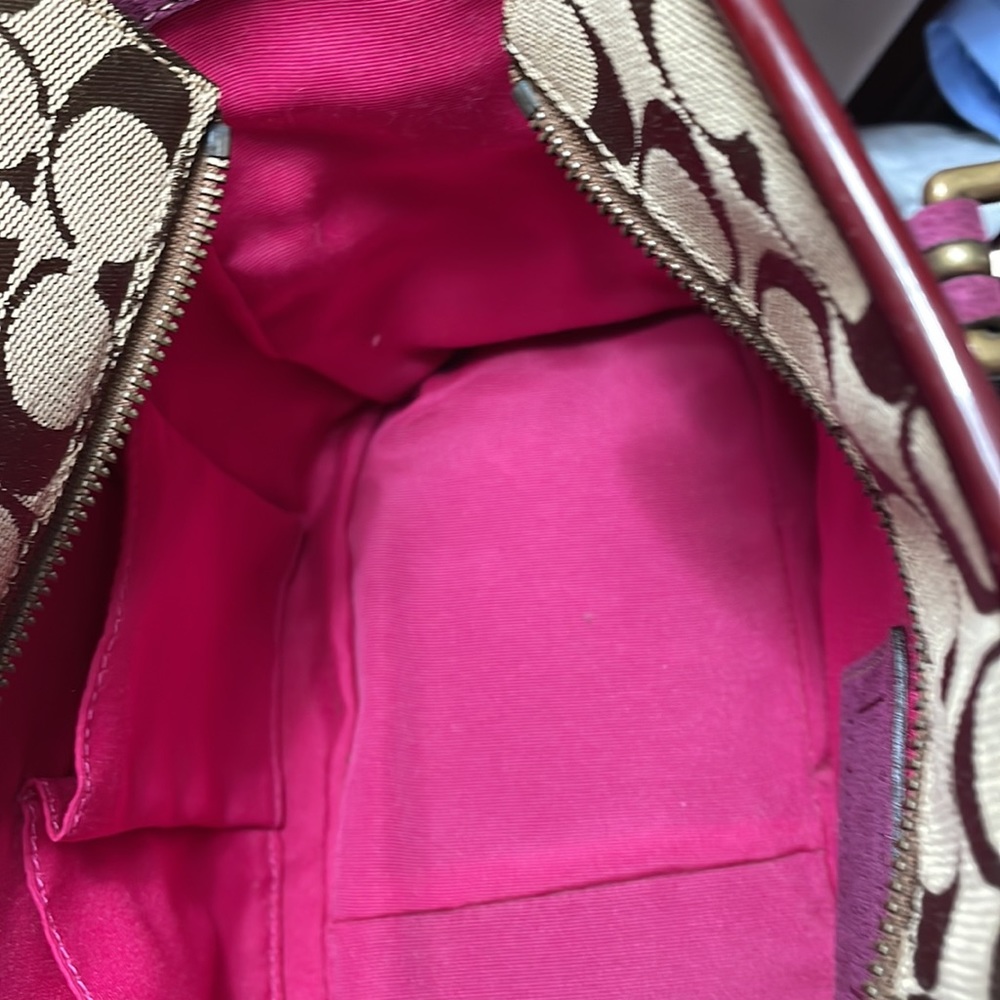 Coach bag with protective bag - Picture 7 of 11